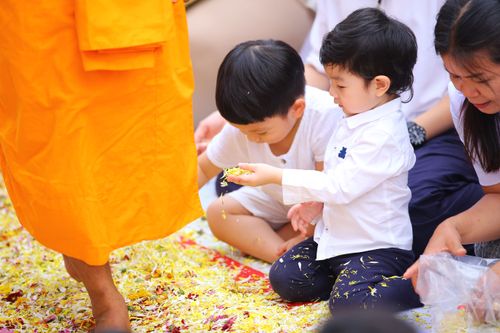 ภาพ No.32300:โครงการธรรมยาตรา เส้นทางพระผู้ปราบมาร ปีที่ 6 ณ วัดสองพี่น้อง