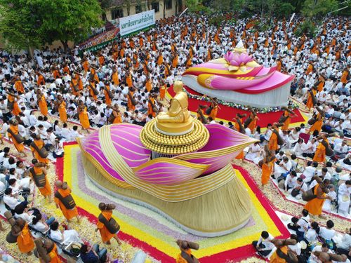 ภาพ No.32579:โครงการธรรมยาตรา เส้นทางพระผู้ปราบมาร ปีที่ 6 ณ วัดโบสถ์บน