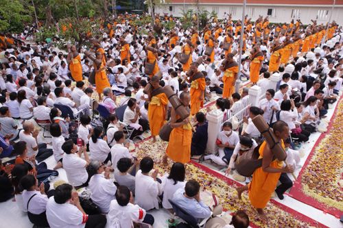 ภาพ No.32446:โครงการธรรมยาตรา เส้นทางพระผู้ปราบมาร ปีที่ 6 ณ วัดโบสถ์บน