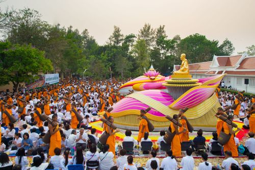 ภาพ No.32540:โครงการธรรมยาตรา เส้นทางพระผู้ปราบมาร ปีที่ 6 ณ วัดโบสถ์บน