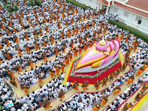 ภาพ No.32587:โครงการธรรมยาตรา เส้นทางพระผู้ปราบมาร ปีที่ 6 ณ วัดโบสถ์บน
