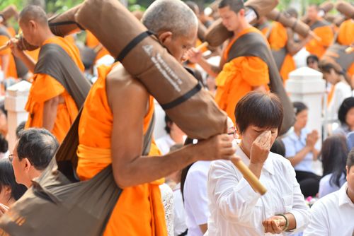 ภาพ No.32569:โครงการธรรมยาตรา เส้นทางพระผู้ปราบมาร ปีที่ 6 ณ วัดโบสถ์บน