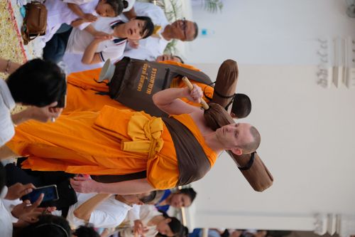 ภาพ No.32621:โครงการธรรมยาตรา เส้นทางพระผู้ปราบมาร ปีที่ 6 ณ วัดโบสถ์บน