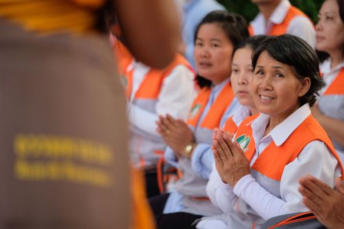 ภาพ No.32624:โครงการธรรมยาตรา เส้นทางพระผู้ปราบมาร ปีที่ 6 ณ วัดโบสถ์บน