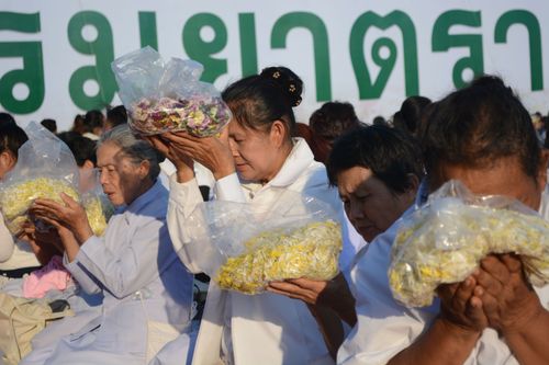 ภาพ No.32762:โครงการธรรมยาตรา เส้นทางพระผู้ปราบมาร ปีที่ 6 ณ อนุสรณ์สถานบางปลา