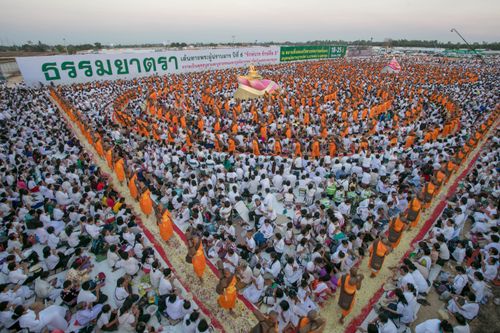 ภาพ No.32663:โครงการธรรมยาตรา เส้นทางพระผู้ปราบมาร ปีที่ 6 ณ อนุสรณ์สถานบางปลา