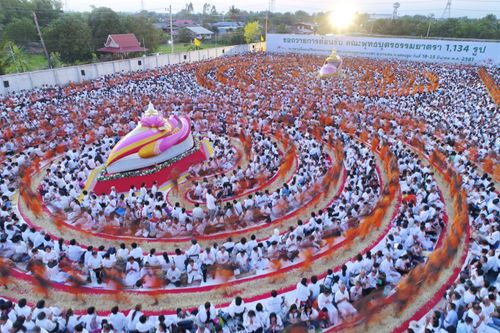 ภาพ No.32754:โครงการธรรมยาตรา เส้นทางพระผู้ปราบมาร ปีที่ 6 ณ อนุสรณ์สถานบางปลา