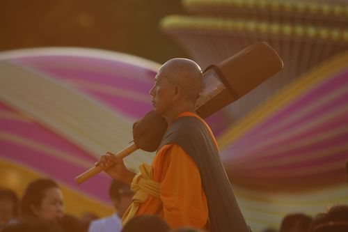 ภาพ No.32724:โครงการธรรมยาตรา เส้นทางพระผู้ปราบมาร ปีที่ 6 ณ อนุสรณ์สถานบางปลา