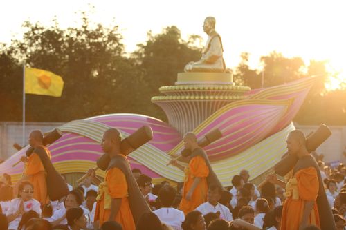 ภาพ No.32725:โครงการธรรมยาตรา เส้นทางพระผู้ปราบมาร ปีที่ 6 ณ อนุสรณ์สถานบางปลา