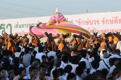ภาพ No.32653:โครงการธรรมยาตรา เส้นทางพระผู้ปราบมาร ปีที่ 6 ณ อนุสรณ์สถานบางปลา