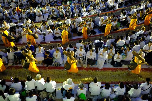 ภาพ No.32785:โครงการธรรมยาตรา เส้นทางพระผู้ปราบมาร ปีที่ 6 ณ อนุสรณ์สถานบางปลา