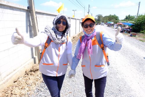 ภาพ No.32674:โครงการธรรมยาตรา เส้นทางพระผู้ปราบมาร ปีที่ 6 ณ อนุสรณ์สถานบางปลา