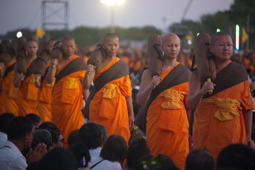 ภาพ No.32775:โครงการธรรมยาตรา เส้นทางพระผู้ปราบมาร ปีที่ 6 ณ อนุสรณ์สถานบางปลา