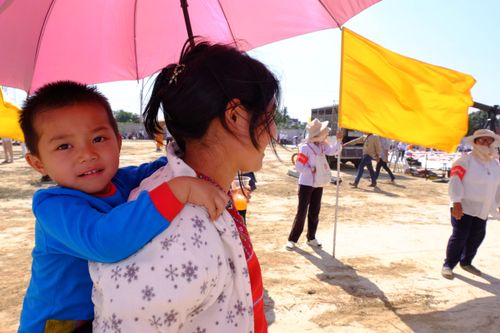 ภาพ No.32701:โครงการธรรมยาตรา เส้นทางพระผู้ปราบมาร ปีที่ 6 ณ อนุสรณ์สถานบางปลา