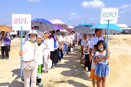 ภาพ No.32698:โครงการธรรมยาตรา เส้นทางพระผู้ปราบมาร ปีที่ 6 ณ อนุสรณ์สถานบางปลา