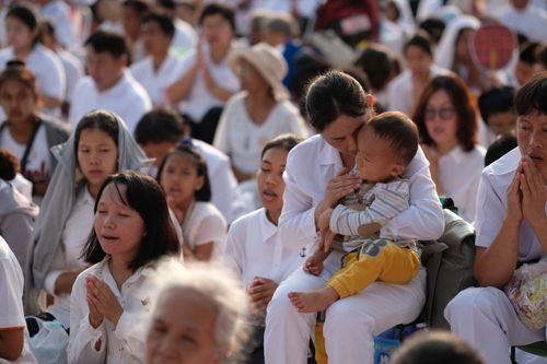 ภาพ No.32797:โครงการธรรมยาตรา เส้นทางพระผู้ปราบมาร ปีที่ 6 ณ อนุสรณ์สถานคลองบางนางแท่น
