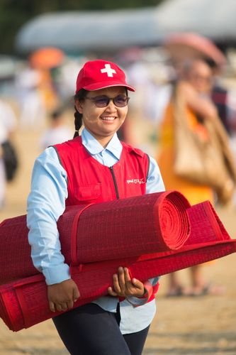 ภาพ No.32869:โครงการธรรมยาตรา เส้นทางพระผู้ปราบมาร ปีที่ 6 ณ อนุสรณ์สถานคลองบางนางแท่น