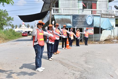 ภาพ No.32897:โครงการธรรมยาตรา เส้นทางพระผู้ปราบมาร ปีที่ 6 ณ อนุสรณ์สถานคลองบางนางแท่น