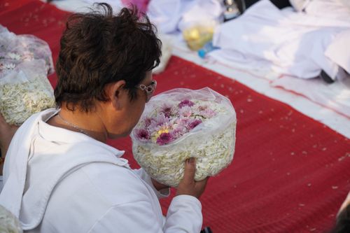 ภาพ No.32865:โครงการธรรมยาตรา เส้นทางพระผู้ปราบมาร ปีที่ 6 ณ อนุสรณ์สถานคลองบางนางแท่น