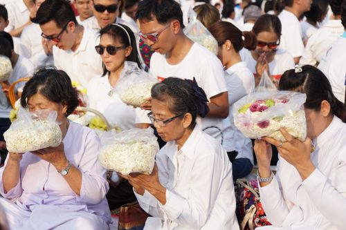 ภาพ No.32866:โครงการธรรมยาตรา เส้นทางพระผู้ปราบมาร ปีที่ 6 ณ อนุสรณ์สถานคลองบางนางแท่น