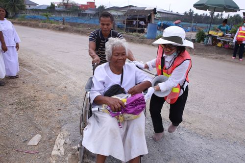 ภาพ No.32818:โครงการธรรมยาตรา เส้นทางพระผู้ปราบมาร ปีที่ 6 ณ อนุสรณ์สถานคลองบางนางแท่น