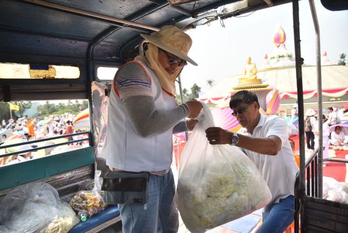 ภาพ No.32909:โครงการธรรมยาตรา เส้นทางพระผู้ปราบมาร ปีที่ 6 ณ อนุสรณ์สถานคลองบางนางแท่น