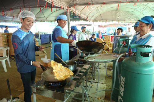 ภาพ No.32822:โครงการธรรมยาตรา เส้นทางพระผู้ปราบมาร ปีที่ 6 ณ อนุสรณ์สถานคลองบางนางแท่น