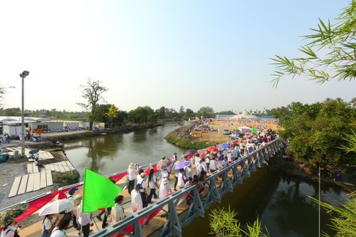 ภาพ No.32964:โครงการธรรมยาตรา เส้นทางพระผู้ปราบมาร ปีที่ 6 ณ อนุสรณ์สถานคลองบางนางแท่น