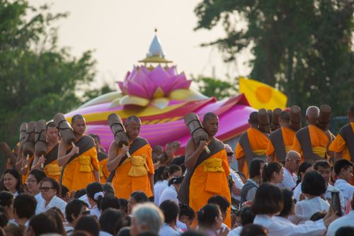 ภาพ No.32883:โครงการธรรมยาตรา เส้นทางพระผู้ปราบมาร ปีที่ 6 ณ อนุสรณ์สถานคลองบางนางแท่น