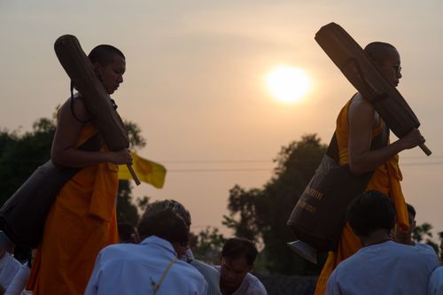 ภาพ No.32887:โครงการธรรมยาตรา เส้นทางพระผู้ปราบมาร ปีที่ 6 ณ อนุสรณ์สถานคลองบางนางแท่น
