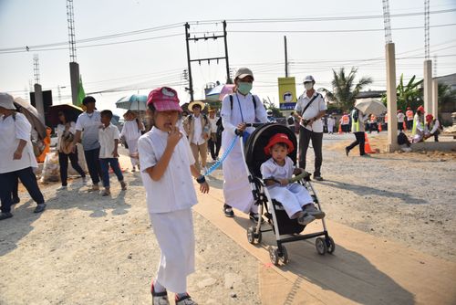 ภาพ No.32911:โครงการธรรมยาตรา เส้นทางพระผู้ปราบมาร ปีที่ 6 ณ อนุสรณ์สถานคลองบางนางแท่น