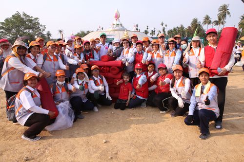 ภาพ No.32835:โครงการธรรมยาตรา เส้นทางพระผู้ปราบมาร ปีที่ 6 ณ อนุสรณ์สถานคลองบางนางแท่น