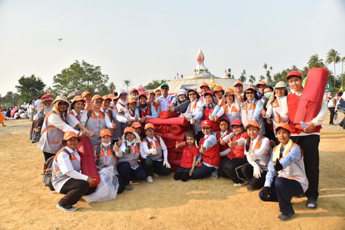 ภาพ No.32923:โครงการธรรมยาตรา เส้นทางพระผู้ปราบมาร ปีที่ 6 ณ อนุสรณ์สถานคลองบางนางแท่น