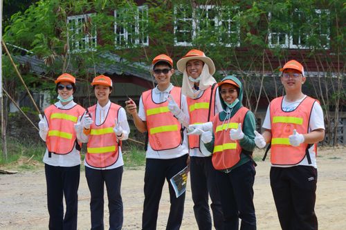 ภาพ No.32989:โครงการธรรมยาตรา เส้นทางพระผู้ปราบมาร ปีที่ 6 ณ อนุสรณ์สถานคลองบางนางแท่น