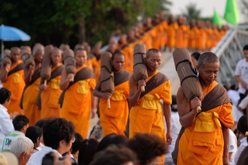 ภาพ No.32803:โครงการธรรมยาตรา เส้นทางพระผู้ปราบมาร ปีที่ 6 ณ อนุสรณ์สถานคลองบางนางแท่น