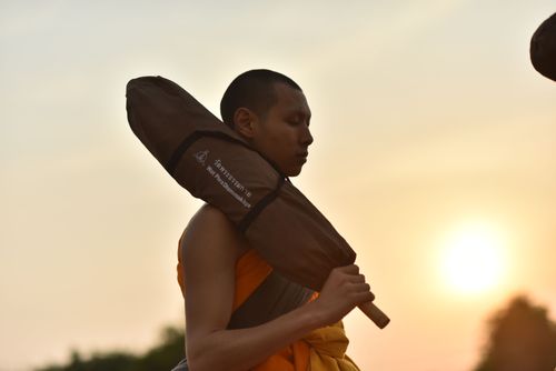 ภาพ No.32938:โครงการธรรมยาตรา เส้นทางพระผู้ปราบมาร ปีที่ 6 ณ อนุสรณ์สถานคลองบางนางแท่น