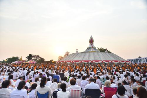 ภาพ No.32940:โครงการธรรมยาตรา เส้นทางพระผู้ปราบมาร ปีที่ 6 ณ อนุสรณ์สถานคลองบางนางแท่น