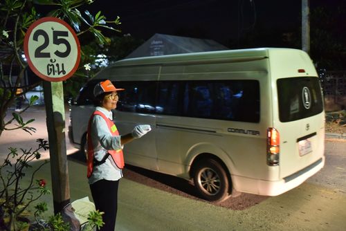 ภาพ No.32959:โครงการธรรมยาตรา เส้นทางพระผู้ปราบมาร ปีที่ 6 ณ อนุสรณ์สถานคลองบางนางแท่น