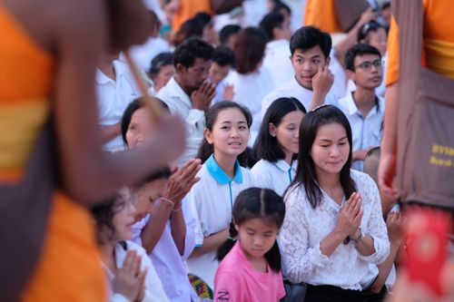 ภาพ No.32815:โครงการธรรมยาตรา เส้นทางพระผู้ปราบมาร ปีที่ 6 ณ อนุสรณ์สถานคลองบางนางแท่น