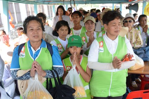 ภาพ No.33002:โครงการธรรมยาตรา เส้นทางพระผู้ปราบมาร ปีที่ 6 ณ อนุสรณ์สถานคลองบางนางแท่น