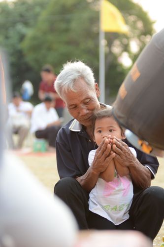 ภาพ No.33009:โครงการธรรมยาตรา เส้นทางพระผู้ปราบมาร ปีที่ 6 ณ อนุสรณ์สถานคลองบางนางแท่น