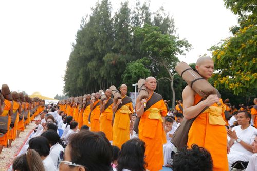 ภาพ No.33205:โครงการธรรมยาตรา เส้นทางพระผู้ปราบมาร ปีที่ 6 ณ วัดพระธรรมกาย
