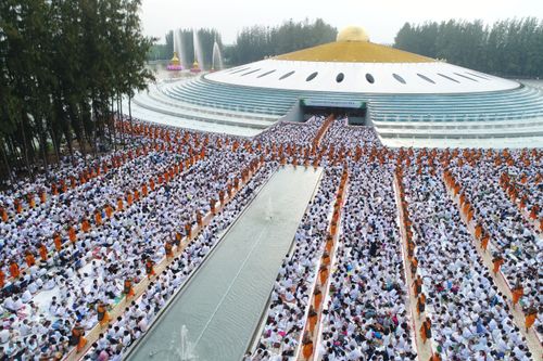ภาพ No.33218:โครงการธรรมยาตรา เส้นทางพระผู้ปราบมาร ปีที่ 6 ณ วัดพระธรรมกาย