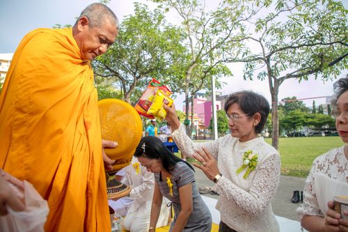 ภาพ No.30100:พิธีถวายสังฆทานแด่คณะสงฆ์ 323 วัด ใน 4 จังหวัดภาคใต้ ครั้งที่ 134