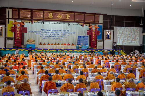 ภาพ No.30131:พิธีถวายสังฆทานแด่คณะสงฆ์ 323 วัด ใน 4 จังหวัดภาคใต้ ครั้งที่ 134