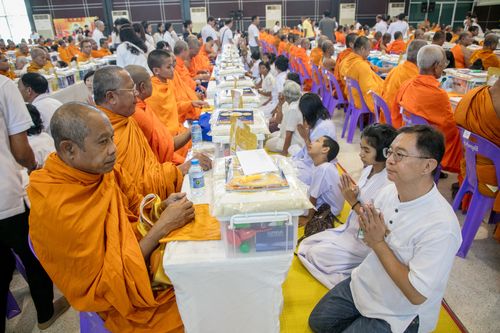 ภาพ No.30132:พิธีถวายสังฆทานแด่คณะสงฆ์ 323 วัด ใน 4 จังหวัดภาคใต้ ครั้งที่ 134