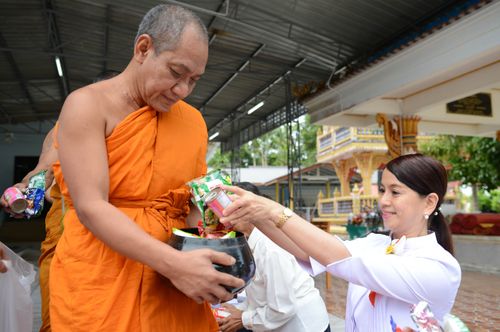 ภาพ No.30185:พิธีถวายสังฆทานแด่คณะสงฆ์ 323 วัด ใน 4 จังหวัดภาคใต้ ครั้งที่ 135