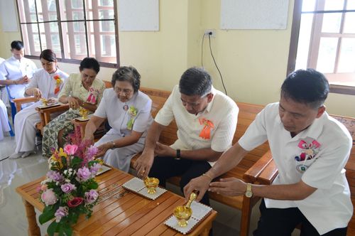 ภาพ No.30245:พิธีถวายสังฆทานแด่คณะสงฆ์ 323 วัด ใน 4 จังหวัดภาคใต้ ครั้งที่ 135