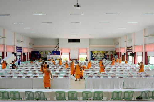 ภาพ No.30267:พิธีถวายสังฆทานแด่คณะสงฆ์ 323 วัด ใน 4 จังหวัดภาคใต้ ครั้งที่ 136