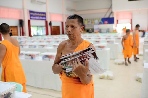 ภาพ No.30270:พิธีถวายสังฆทานแด่คณะสงฆ์ 323 วัด ใน 4 จังหวัดภาคใต้ ครั้งที่ 136